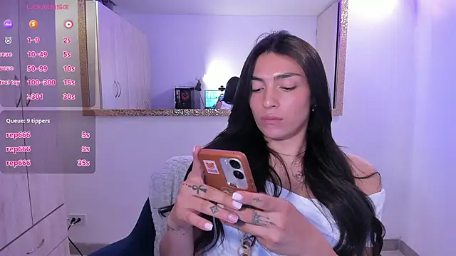 แชท XXX สดของ EricaVanderhill