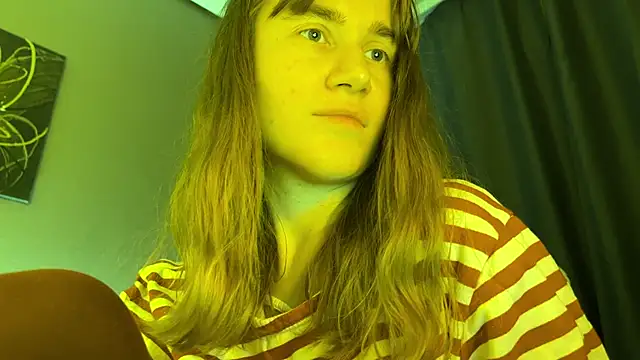 kleya_ élő XXX-chatje