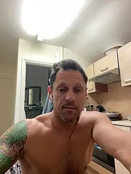 Yourhotboy_42 Chat XXX live