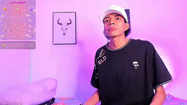 แชท XXX สดของ candyandmarilyn