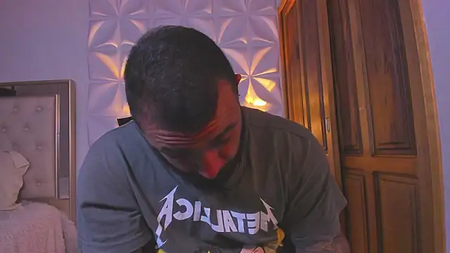 Czat XXX na żywo – MISTER_VENOM