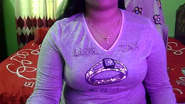 BengaliQueenStarのライブXXXチャット