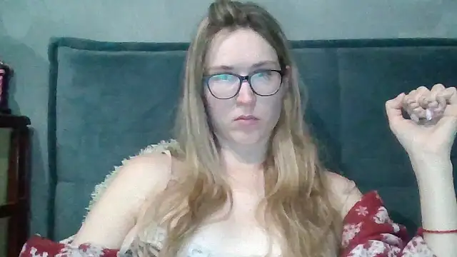 JugiraのライブXXXチャット