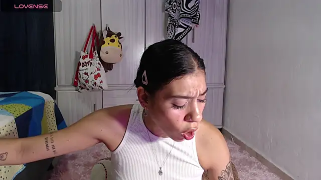 ocxxi_0524 élő XXX-chatje