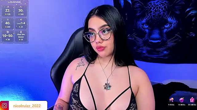 Nicolle_RuizzのライブXXXチャット