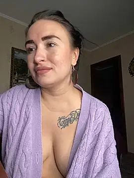 Roxana_Bell Adlı Modelin Canlı XXX Sohbeti