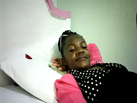 Pierra77 Live XXX Chat