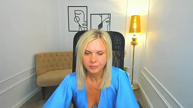 AgathaKlouin Live XXX Chat