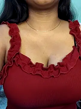 Živý XXX chat Ishaani_0