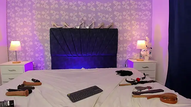 SalomeSimonzのライブXXXチャット