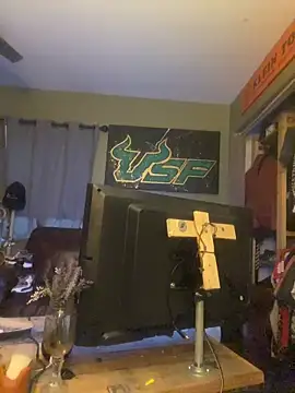 Polaroid_White Obrolan Langsung XXX