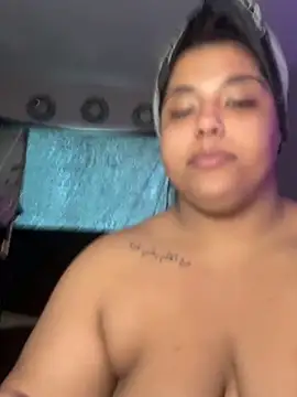 1n0nlythroat Live XXX Chat