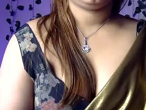 Aaliya02 Live XXX Chat