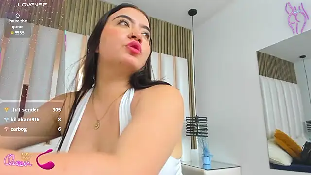 AmbarGillsのライブXXXチャット