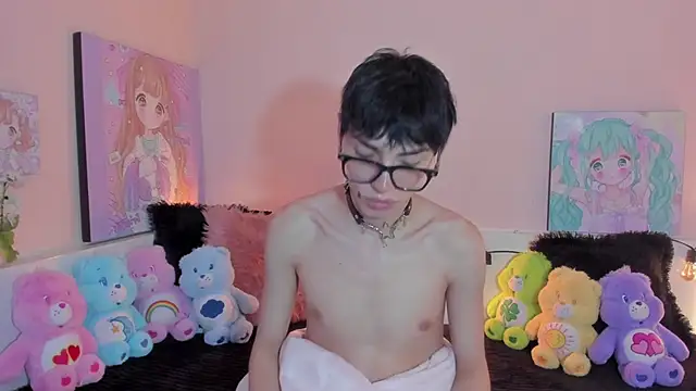 Strawberry_Kitty_ Chat XXX live