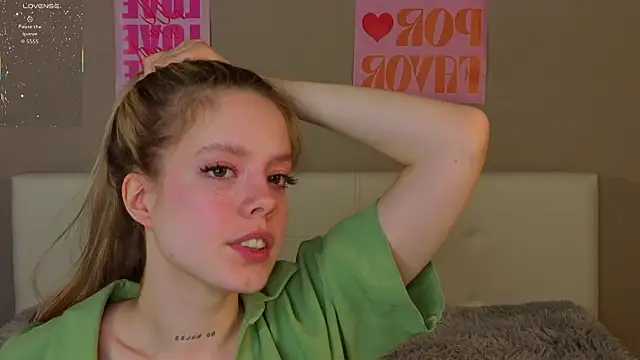 TiffinyMergist webkamerás műsora