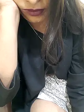 Ganga_rani Chat XXX in diretta