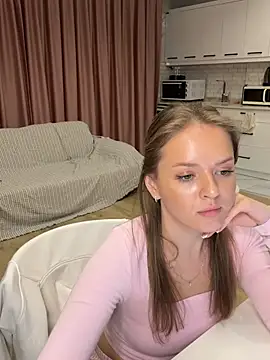 lunaaaaa23's Live XXX Chat