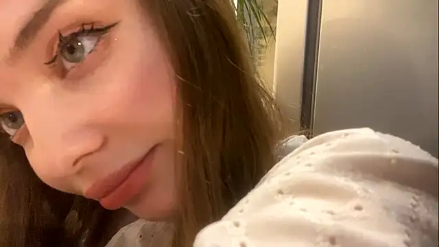 PowderedTalc Chat XXX live