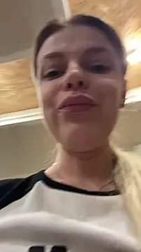 HarrietDart Chat XXX live