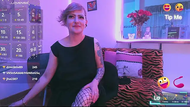 Maria_fernandaxxx_ élő XXX-chatje