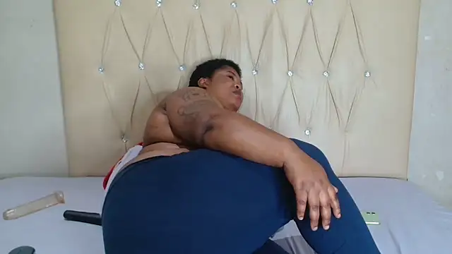 Sexybella-97: онлайн-секс-чат