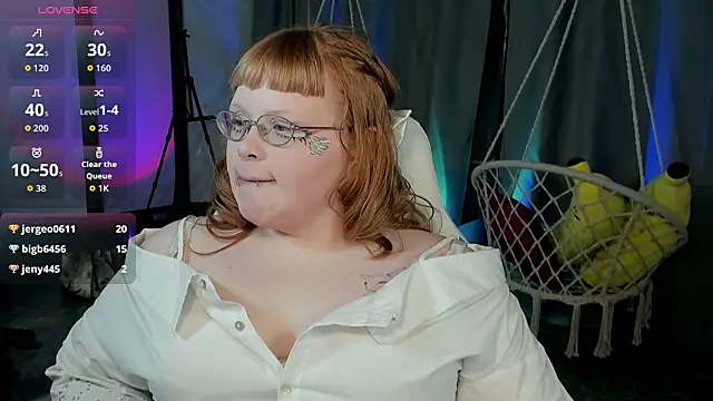 LottieReedのライブXXXチャット