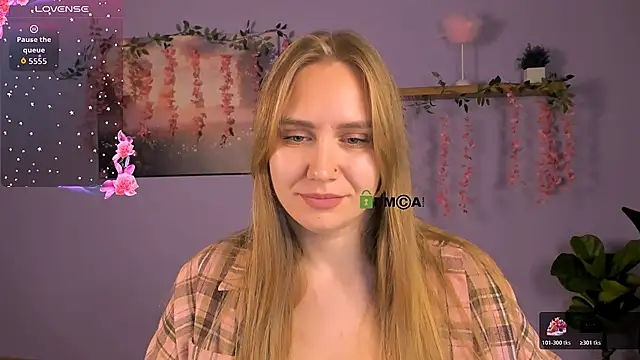 lika_pop élő XXX-chatje