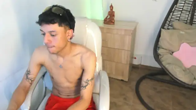 Slasher_1 Webcam Show