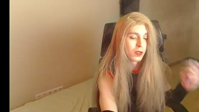 Pearl_Inferno webcam show