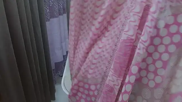 Lovelywife786's Live XXX Chat