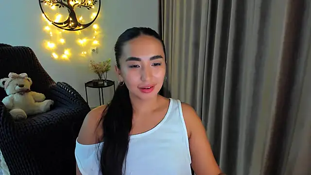 worldofkim 现场XXX聊天