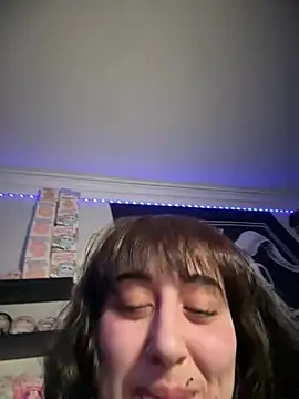 ThicBunzのライブXXXチャット