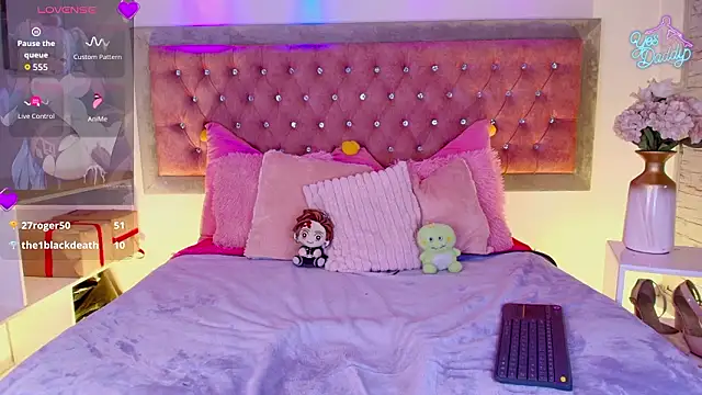 Chatroom XXX en direct de EmmaWilder