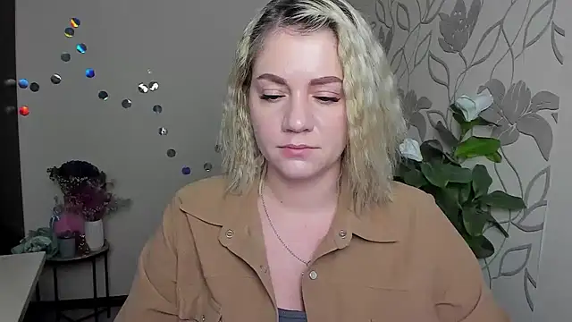 Chatroom XXX en direct de MariaSttone