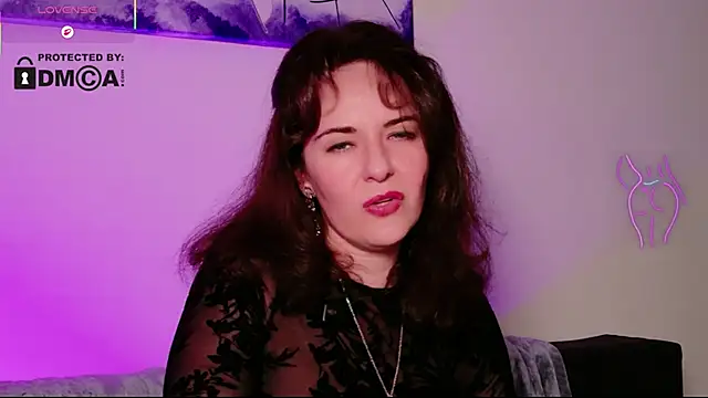Witch_in_Velvet Live XXX Chat