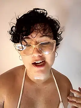 Alice2806のウェブカメラショー