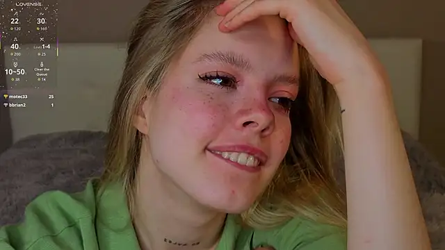 TiffinyMergist: онлайн-секс- чат