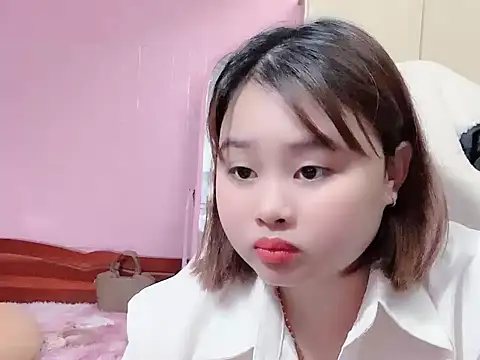 Lina8386のライブXXXチャット