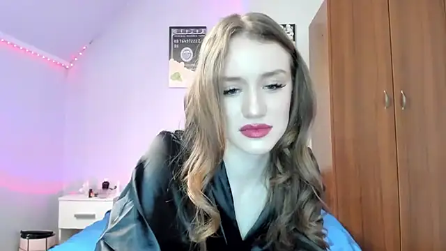 tinyglow Chat XXX live