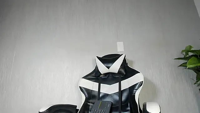 Brand_Collins' Live XXX Chat