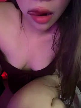 lilly_dang élő XXX-chatje