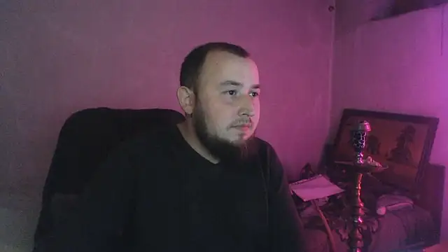 BIG-COCK-OMG Adlı Modelin Canlı XXX Sohbeti