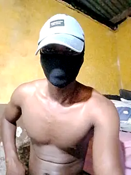 HornyAss_Bitch: απευθείας συνομιλία ΧΧΧ