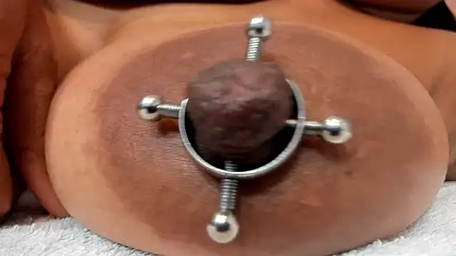 แชท XXX สดของ zara_lopez