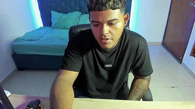 jordan_colmanのウェブカメラショー