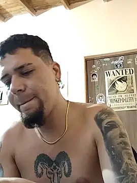 Chat XXX ao vivo de HallowedMilan