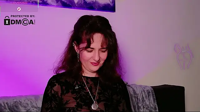 Chat XXX ao vivo de Witch_in_Velvet