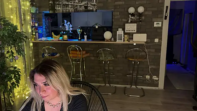 Živý XXX chat Monageil