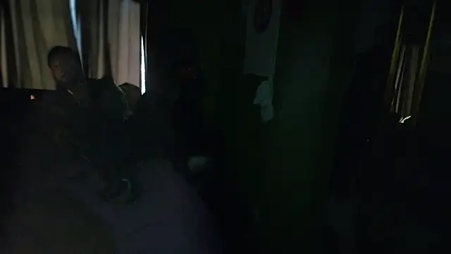 Chatroom XXX en direct de Sexslavescorpio